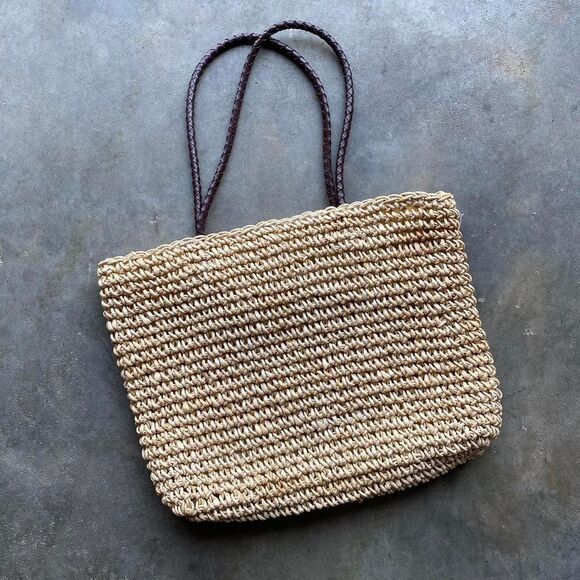 Vintage Straw Tote Bag - Picture 3 of 5